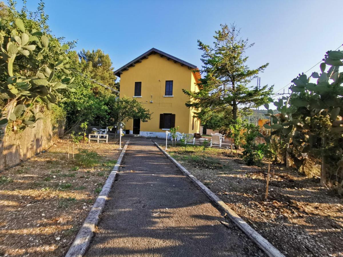 פסקיצ'י Le Case Del Parco מראה חיצוני תמונה